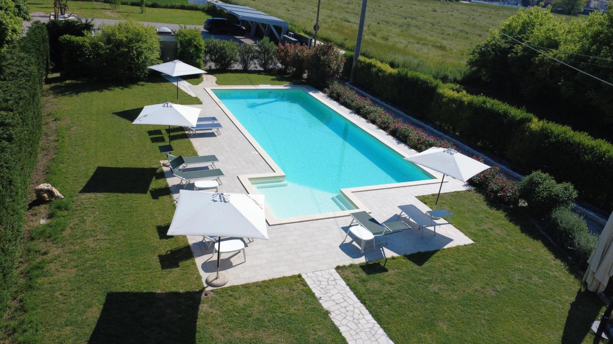 Adria Bnb Luaran gambar